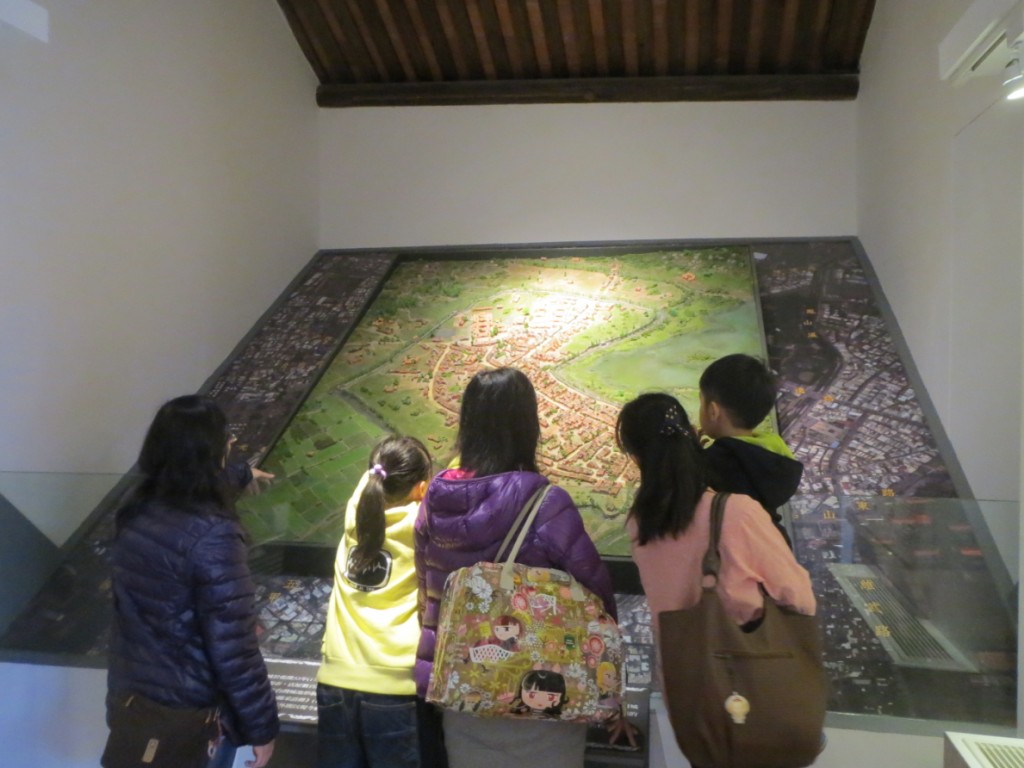鳳儀書院展覽室之清代鳳山新城復原立體模型